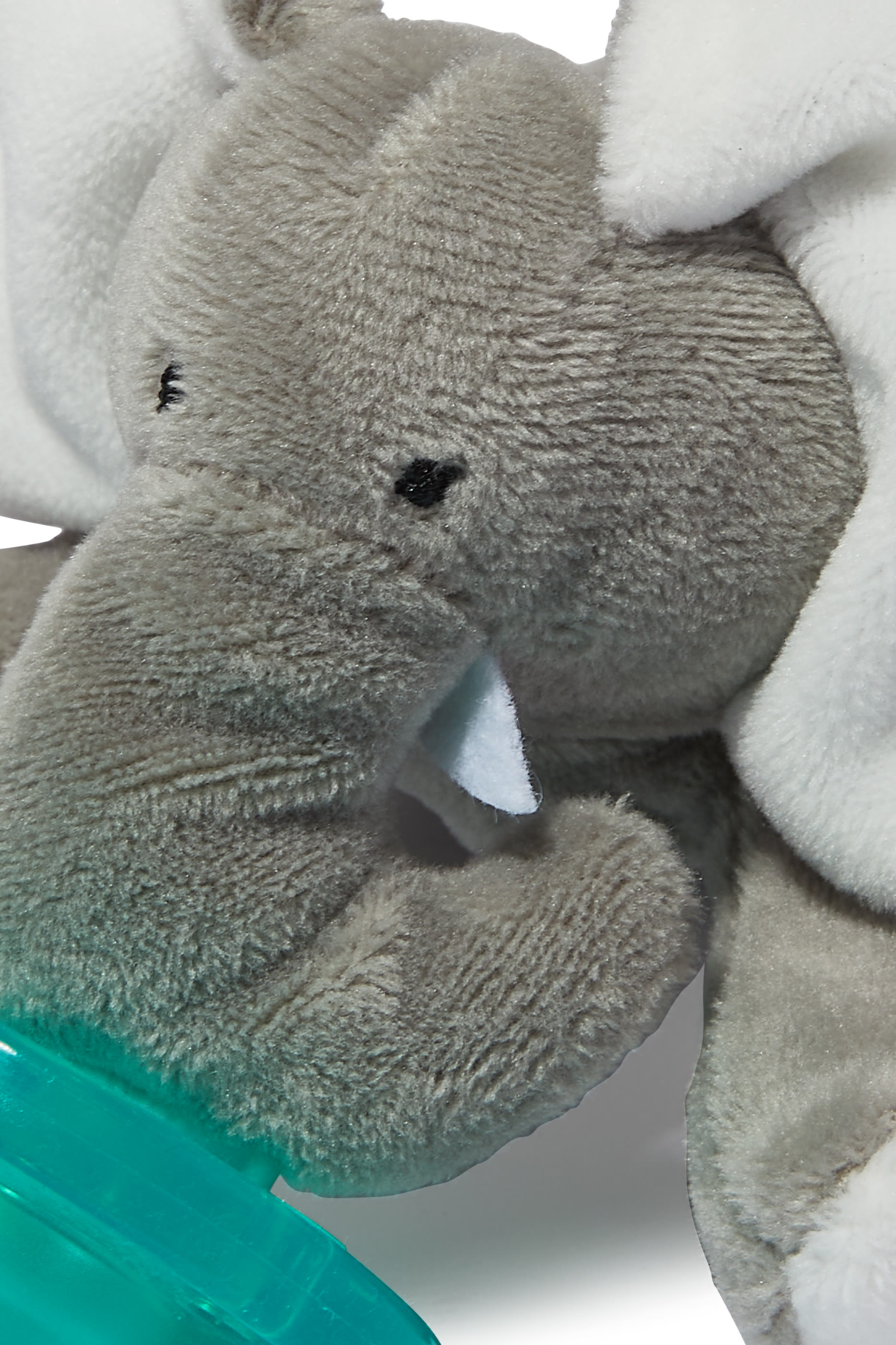 لهاية بتصميم فيل