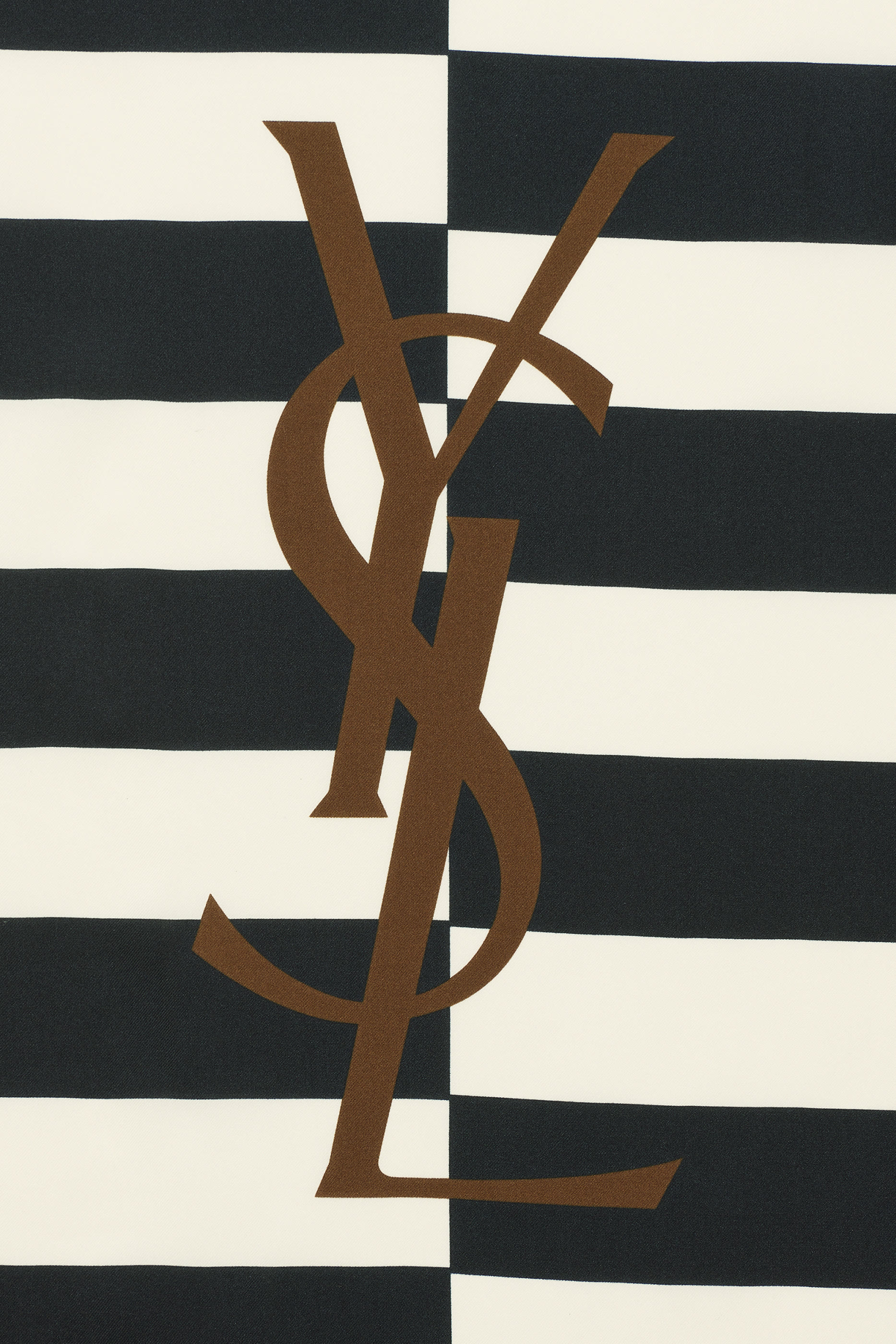 وشاح بتصميم مربع حرير تويل