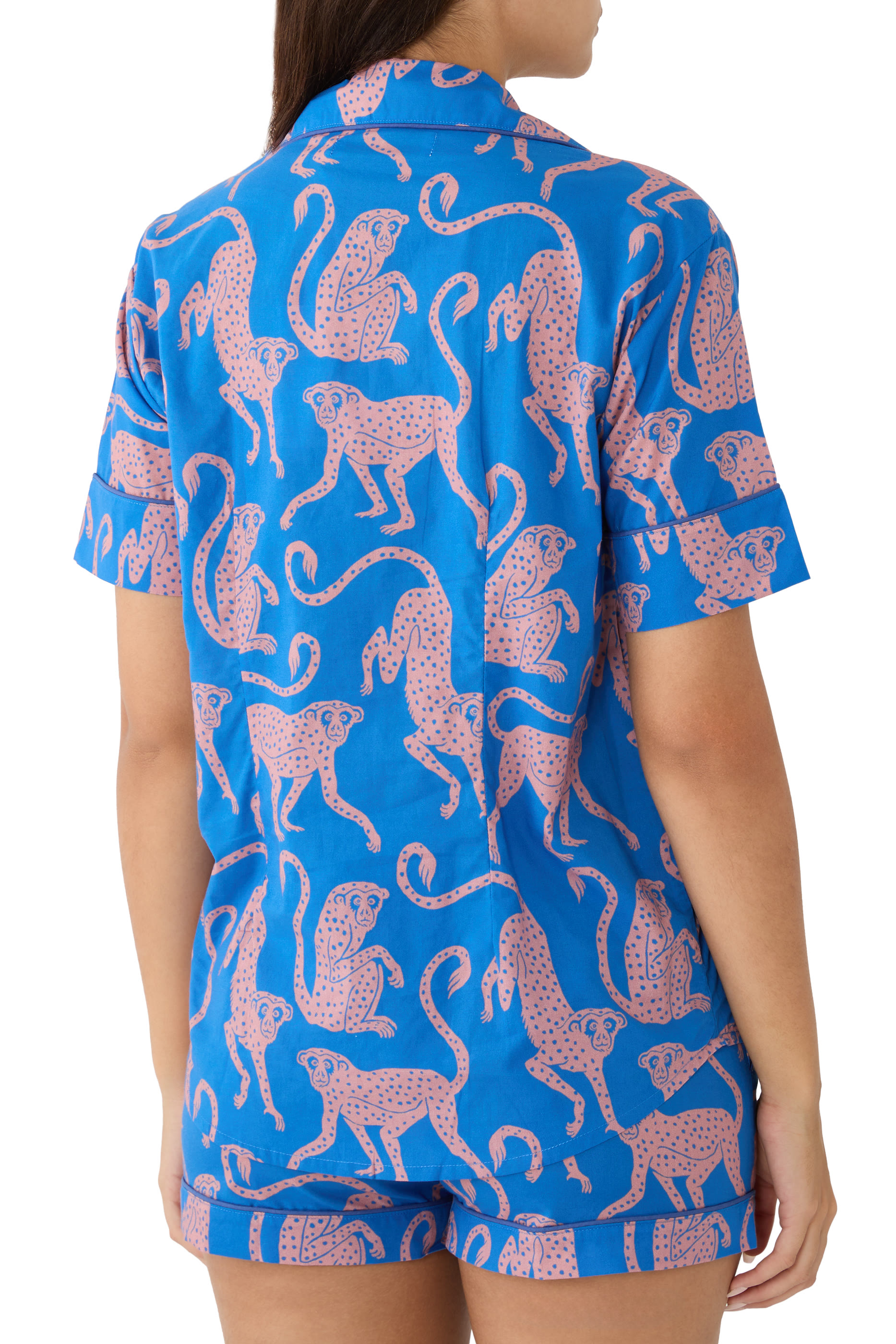 طقم بيجامة بأكمام قصيرة