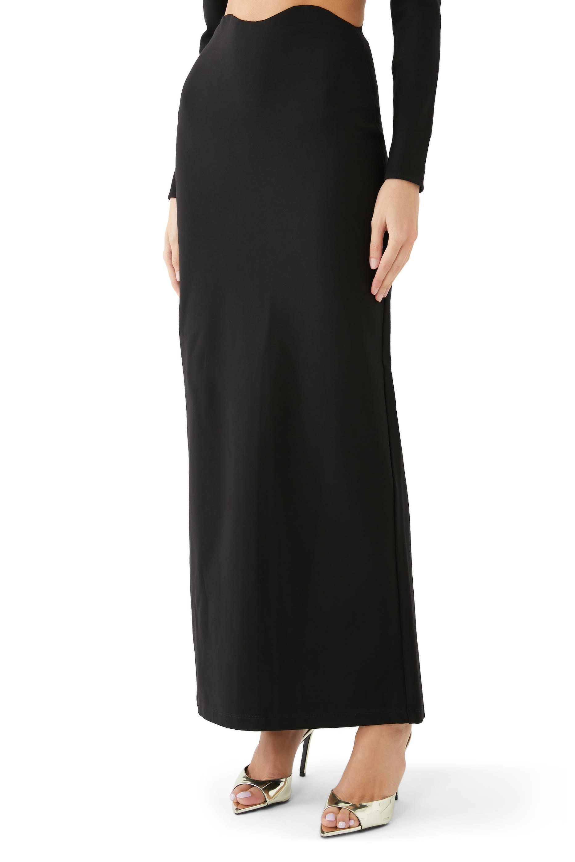 تنورة بيتونيا طويلة