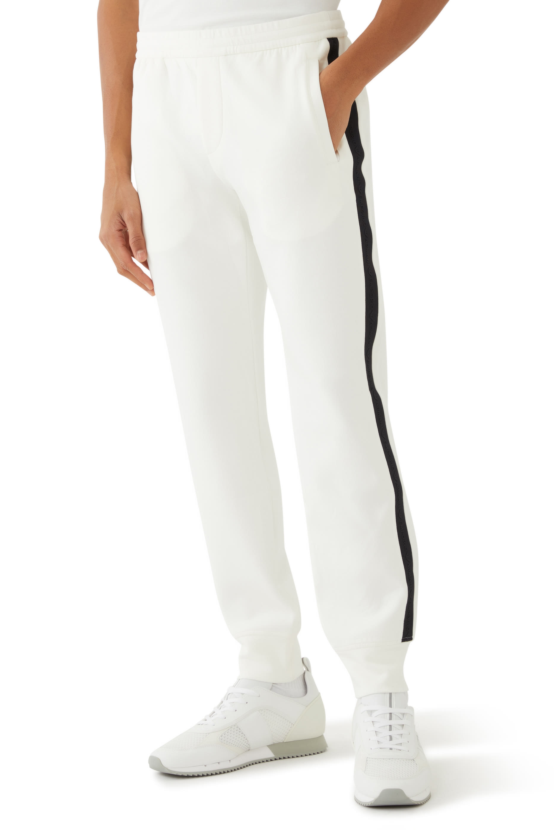 بنطال رياضي بشريط بشعار الماركة