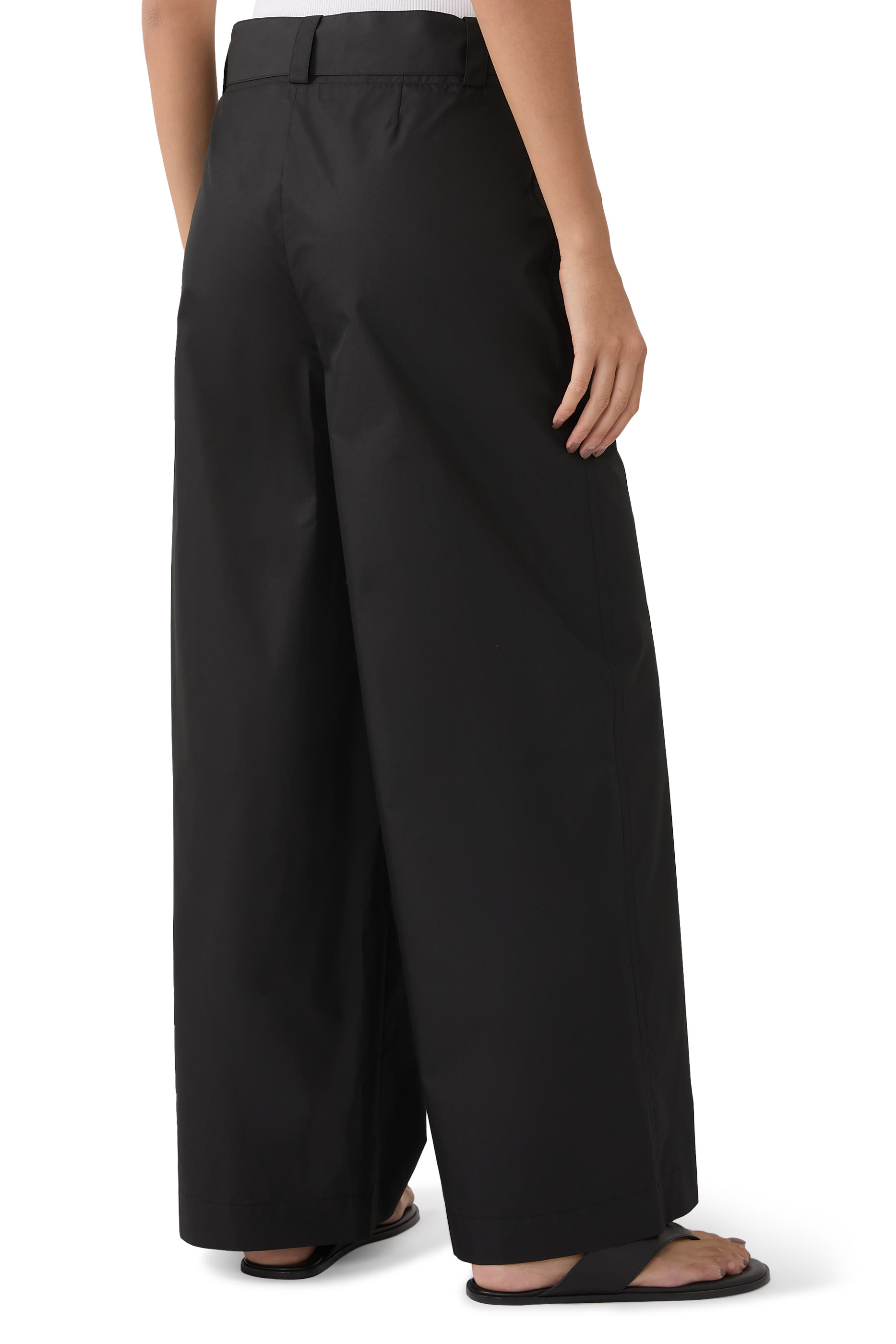 بنطال بحزام