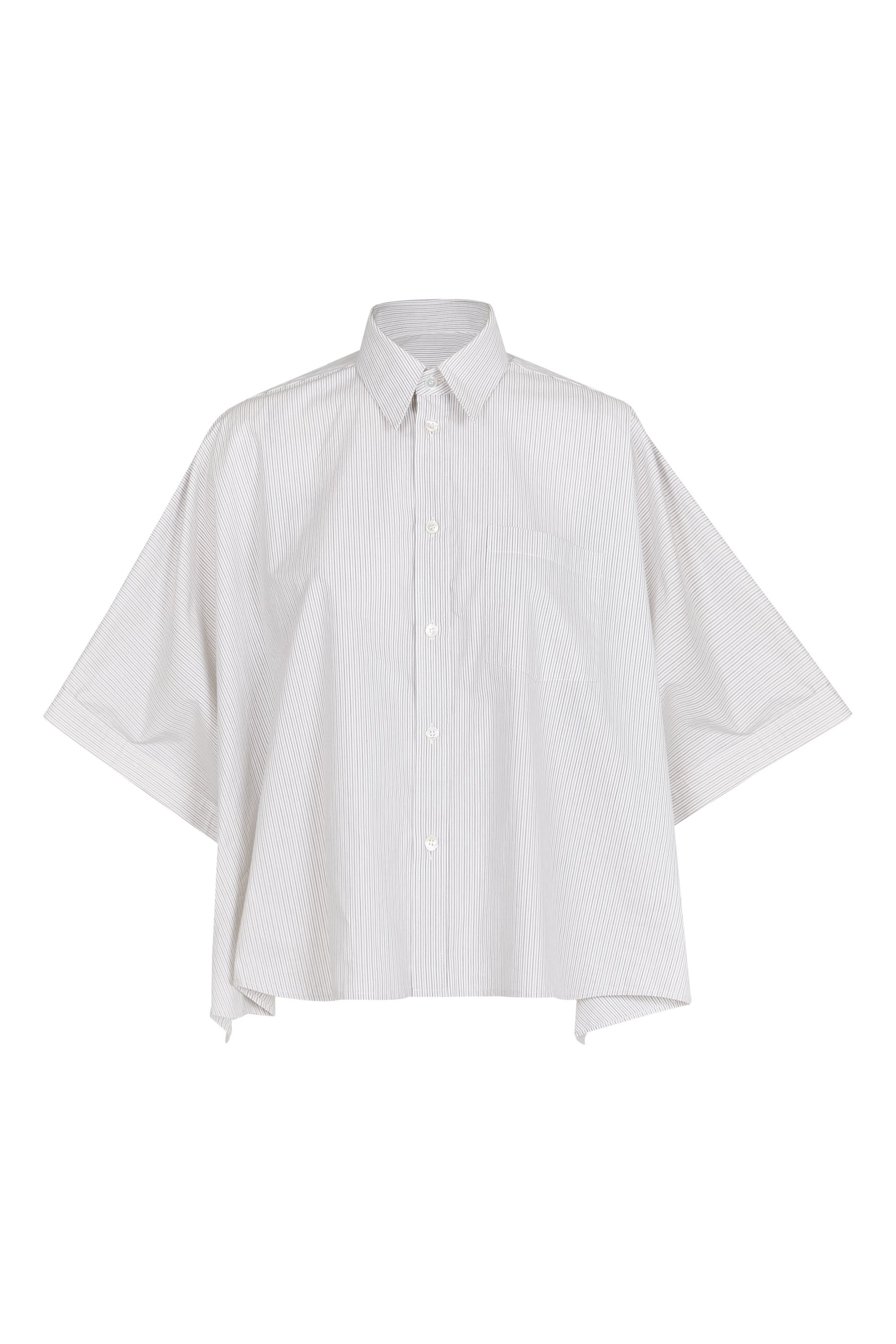 قميص بقصة قصيرة