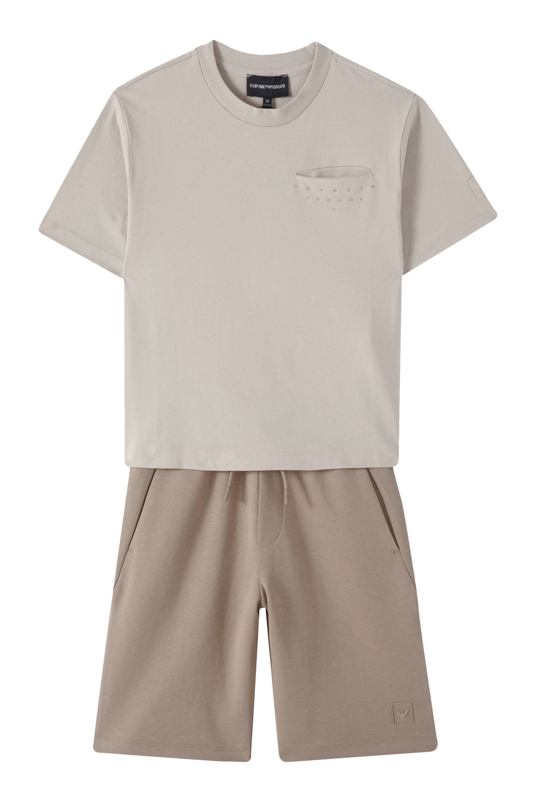 طقم تيشيرت وشورت برمودا للأطفال