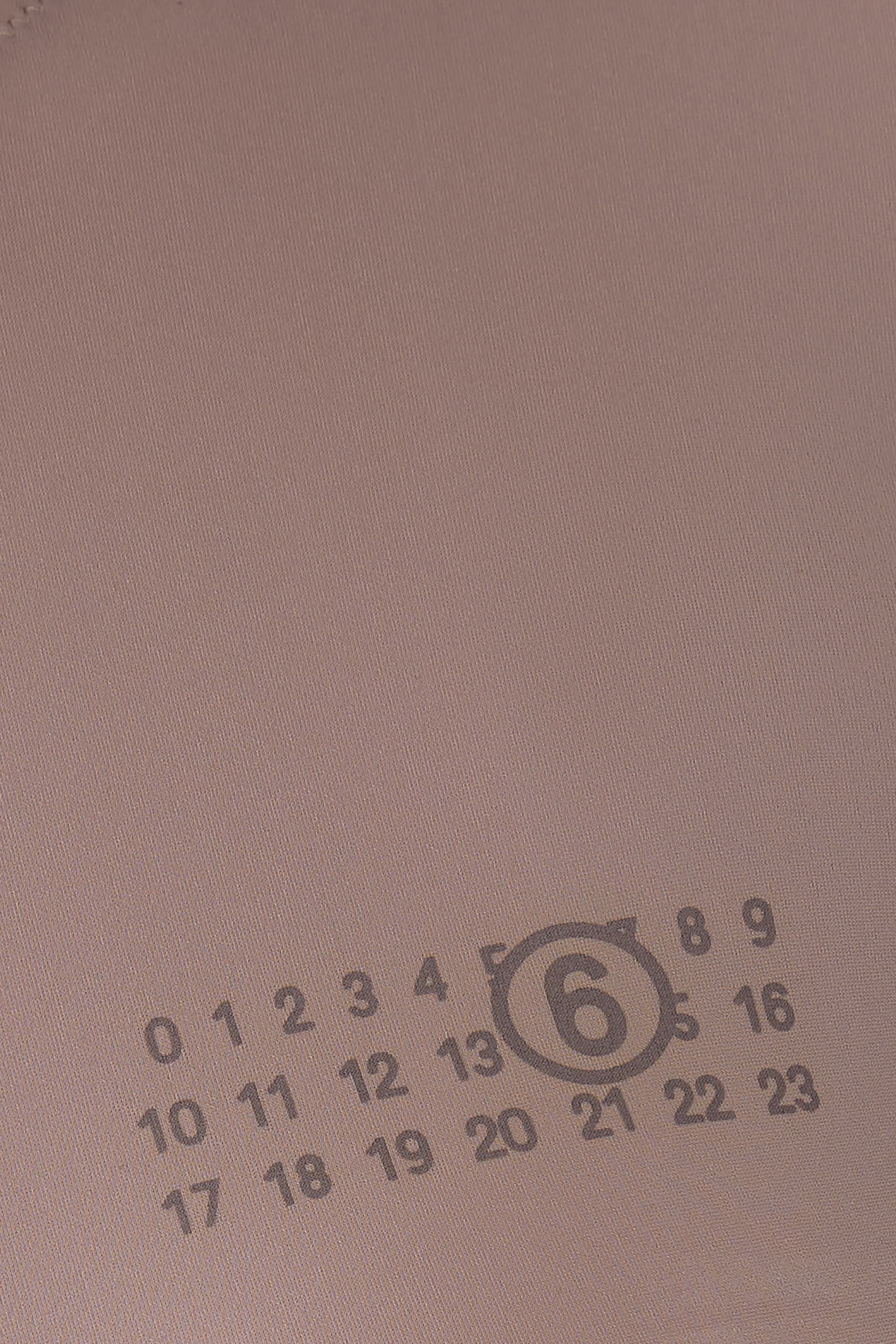 بودي سوت بشعار الماركة