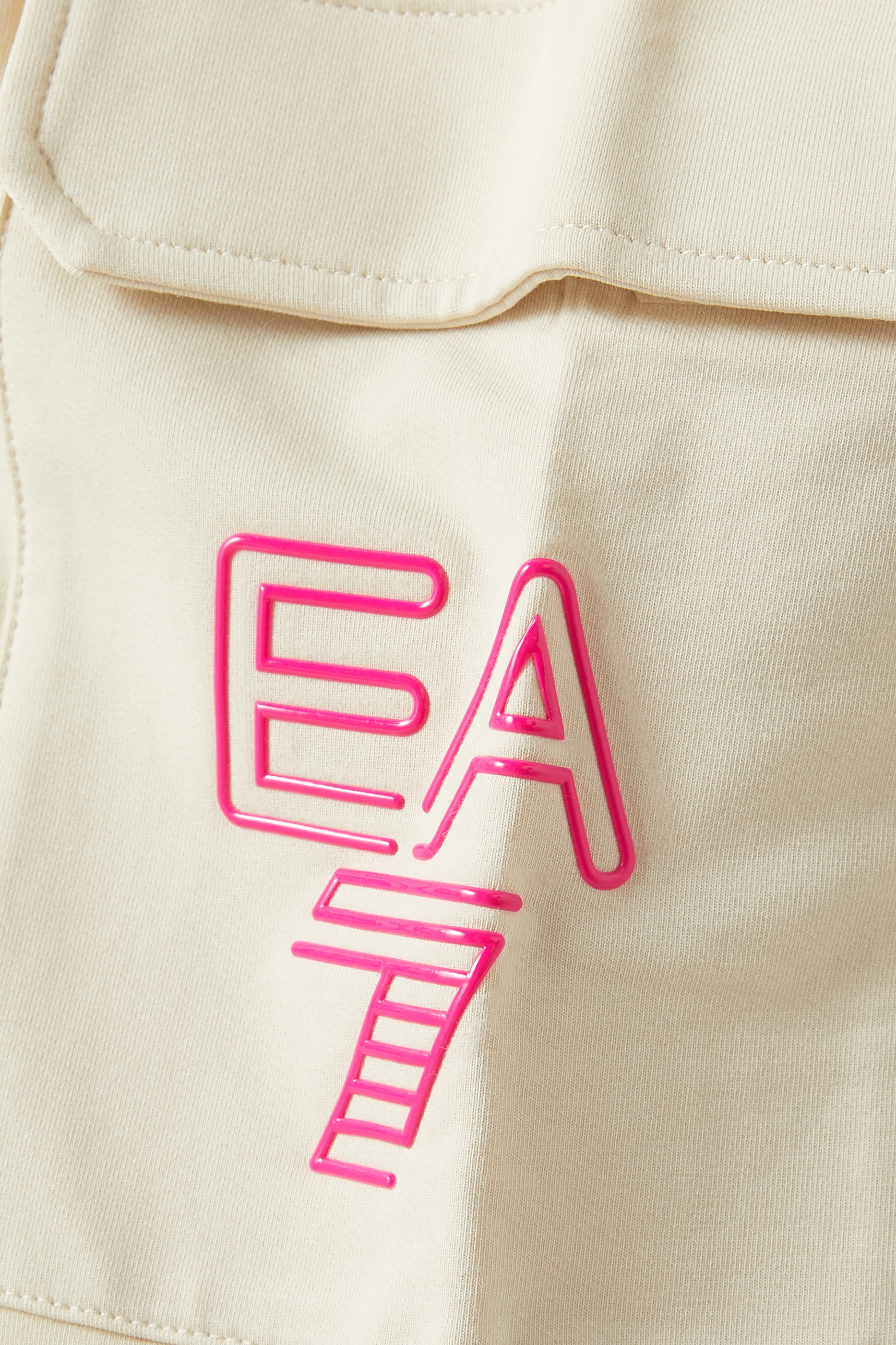 بنطال كارغو بشعار الماركة للأطفال