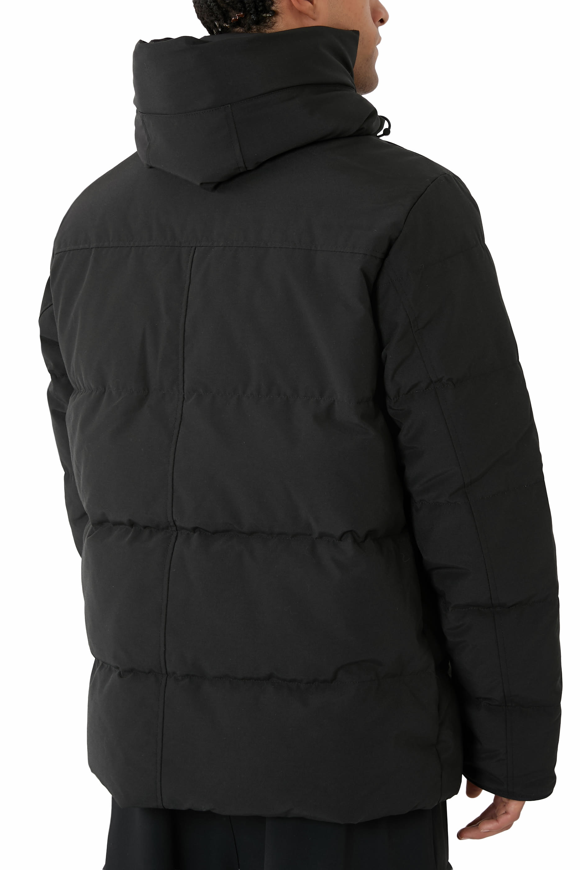 جاكيت باركا ويندهام