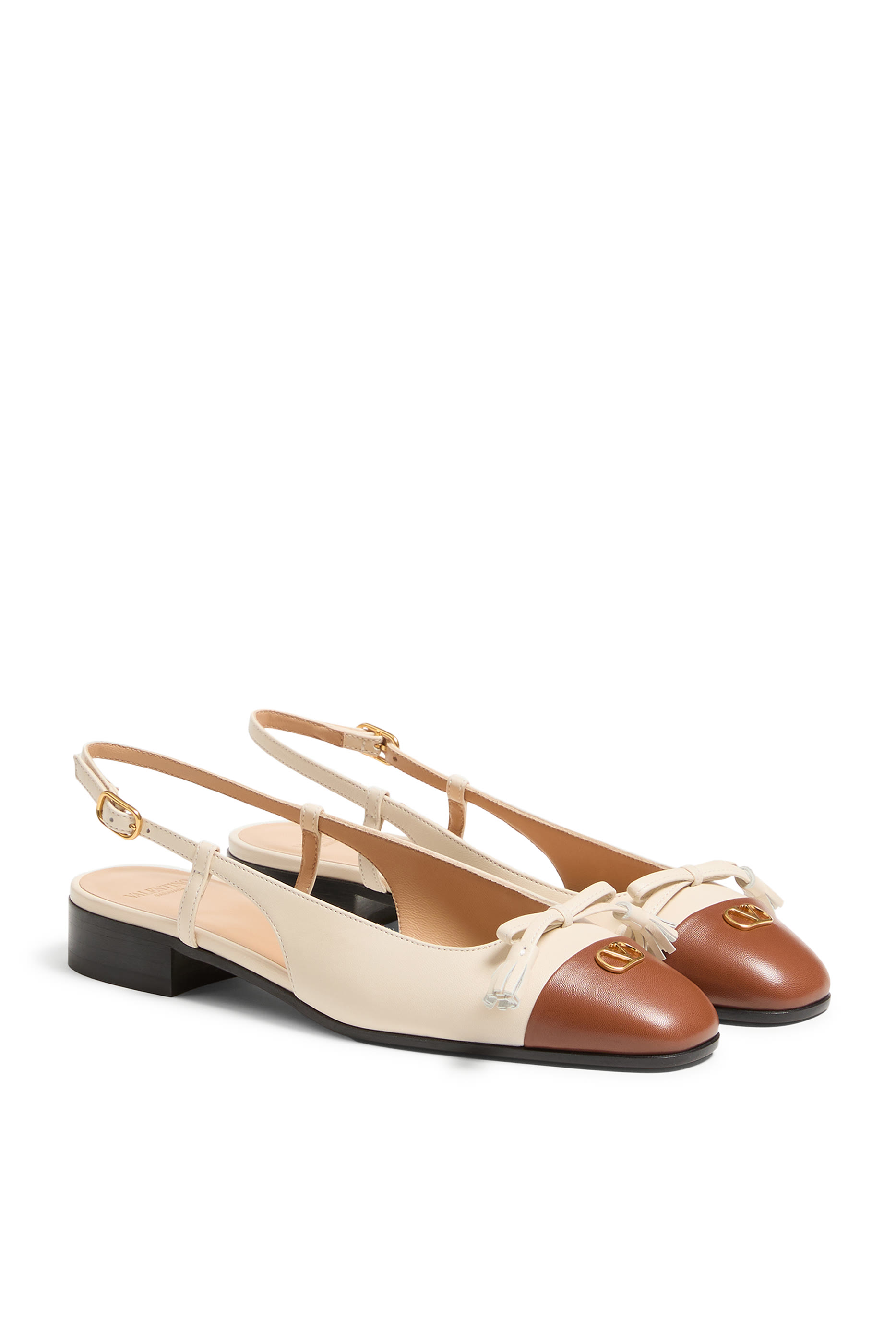 حذاء بالرينا فالي دي روا 25 بسير خلفي