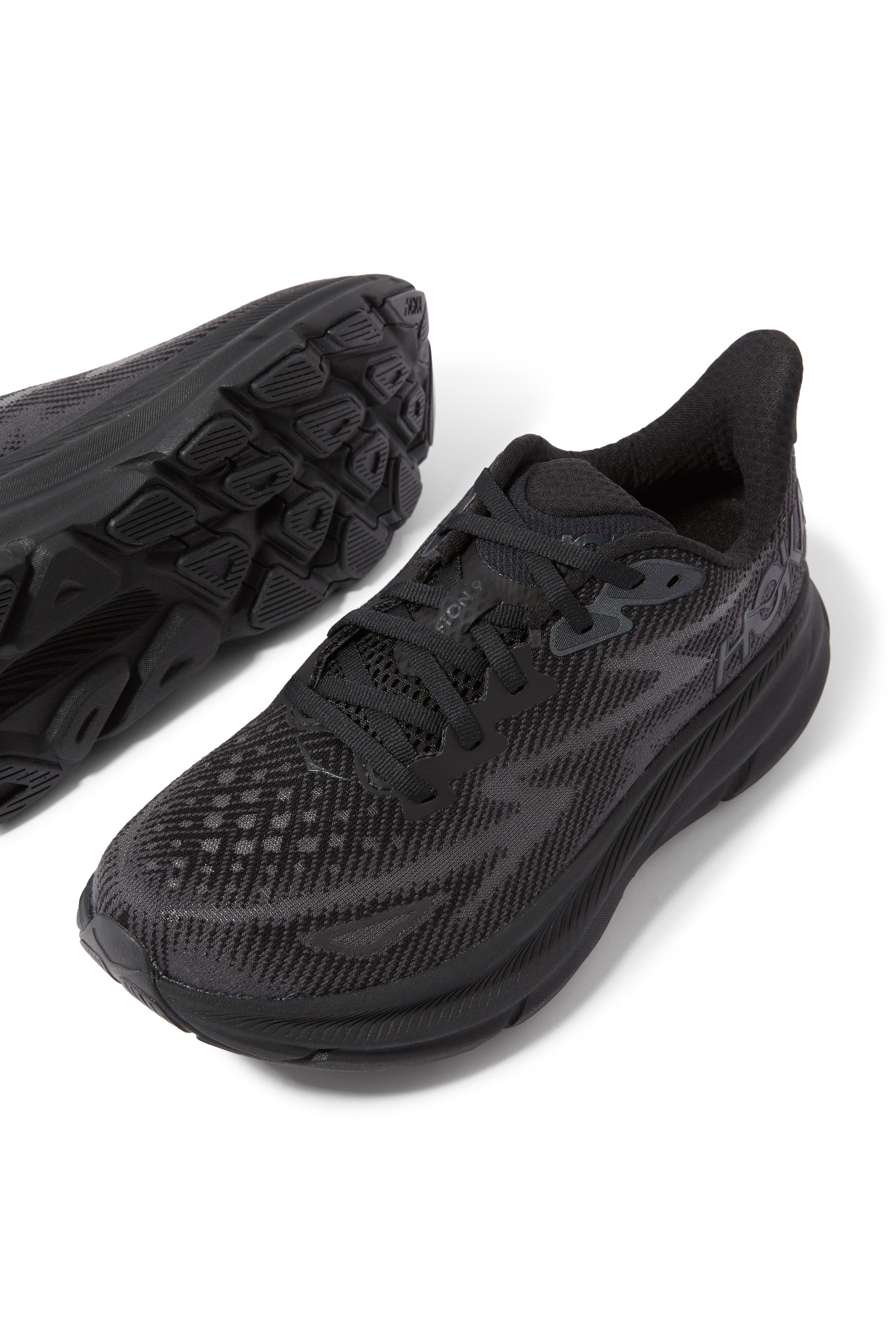 سنيكرز كليفتون 9