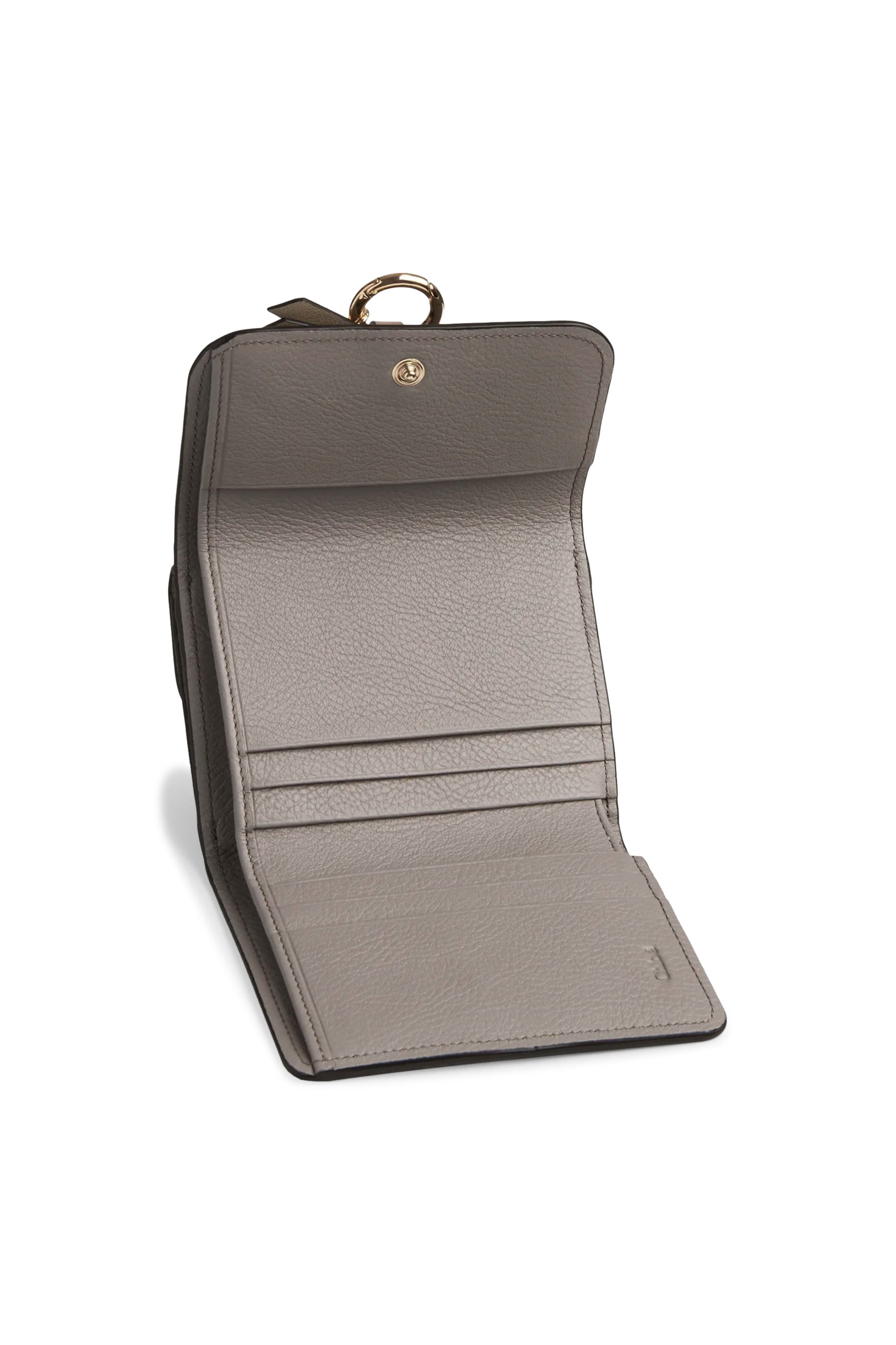 محفظة ألفابت صغيرة بتصميم ثلاثي الطي