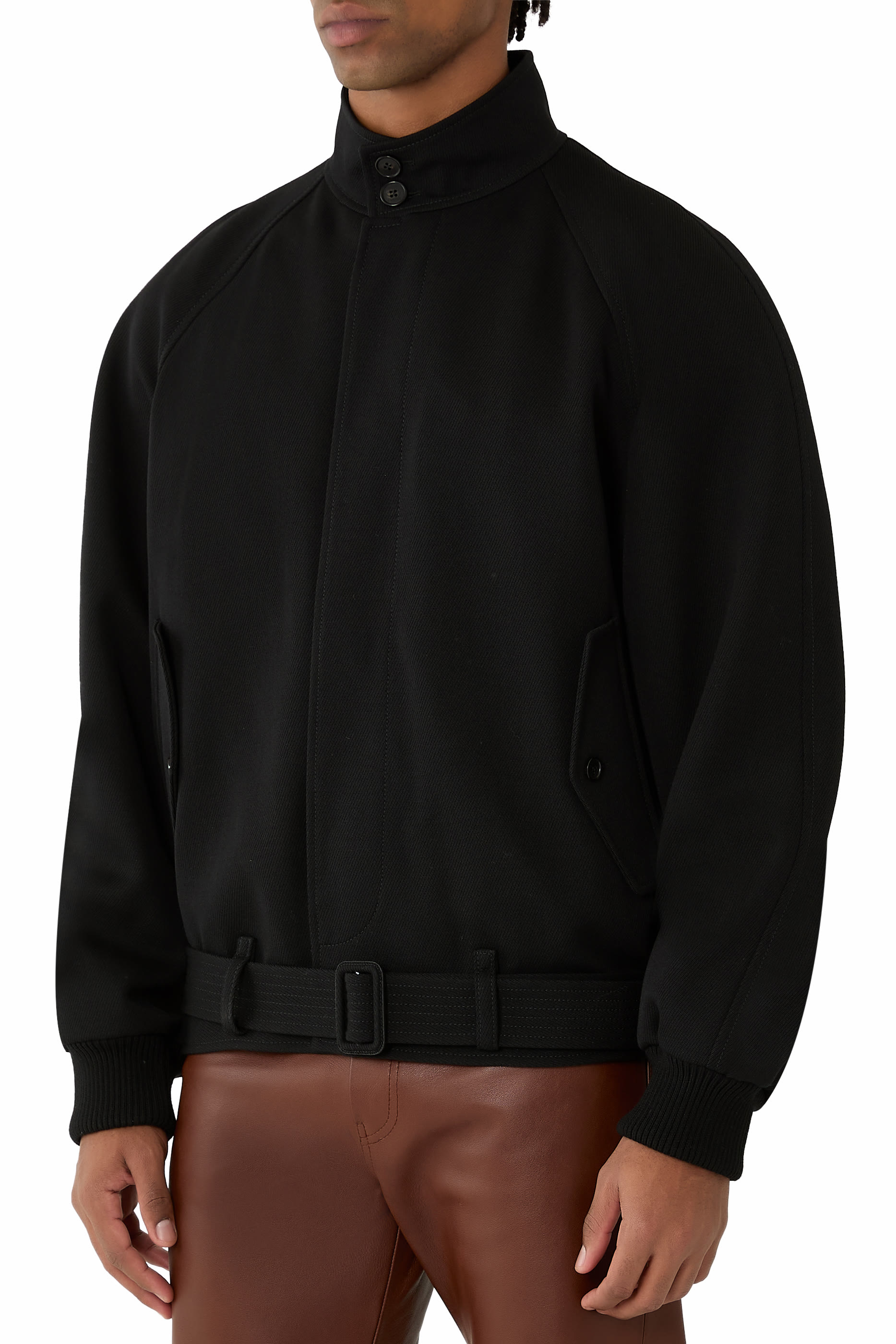 جاكيت بومبر بياقة عالية