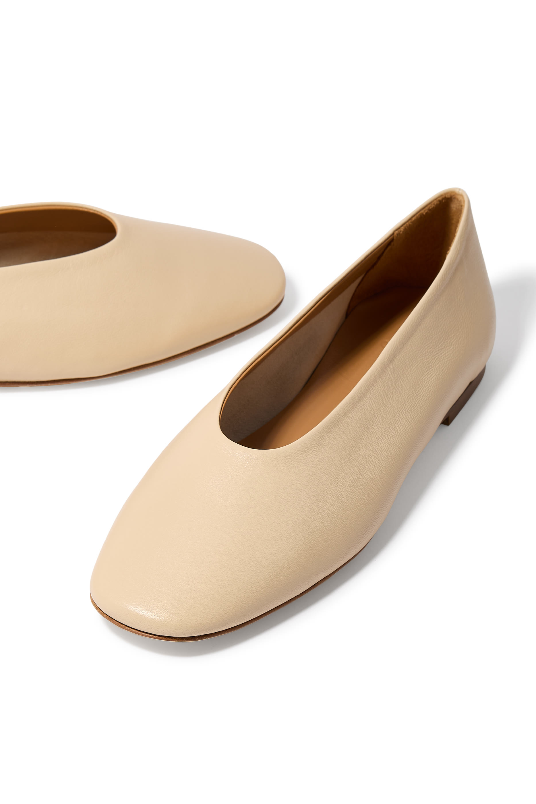 حذاء بالرينا كريستن بنعل مسطح جلد