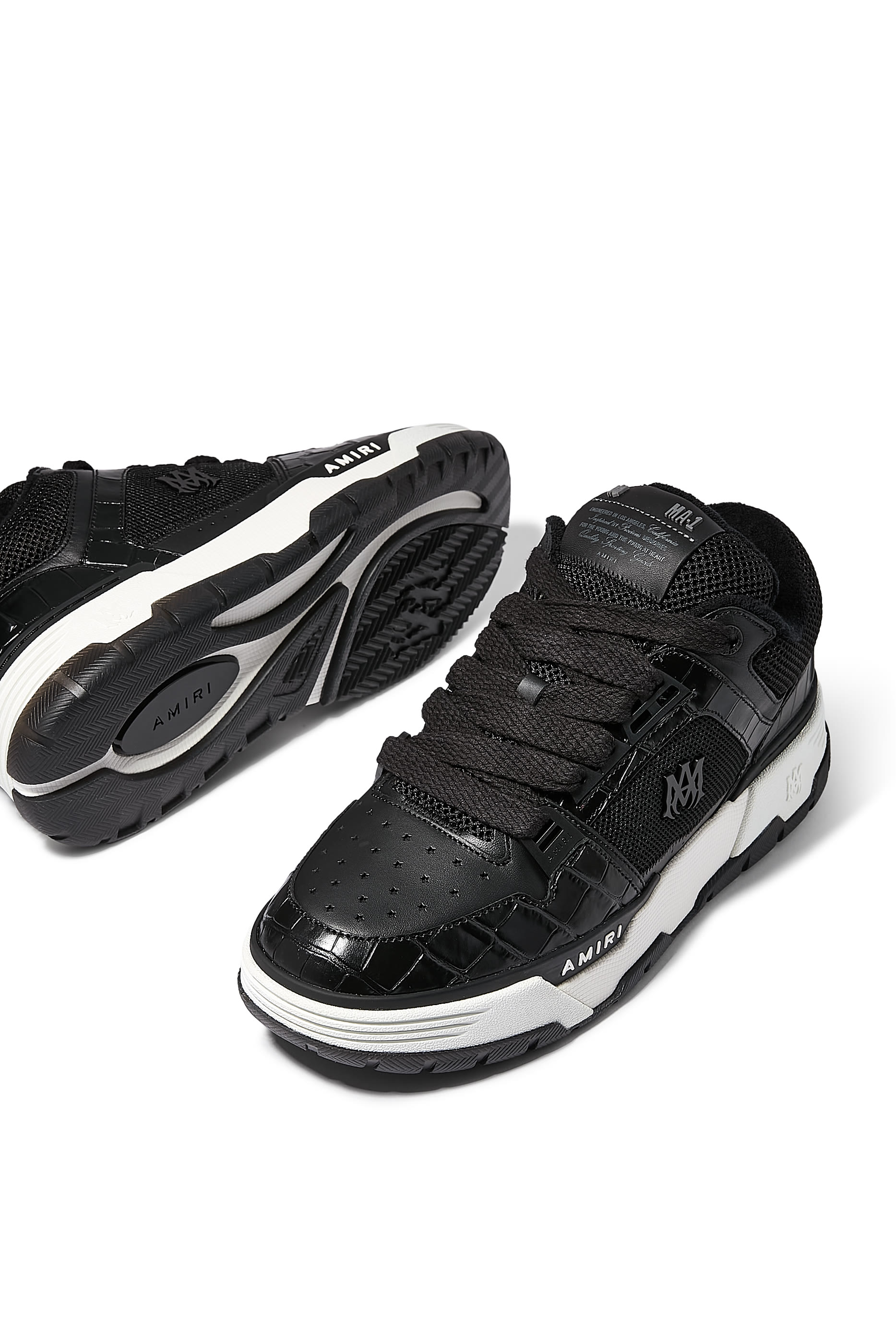 سنيكرز بأربطة ونقشة جلد التمساح قماش شبكي