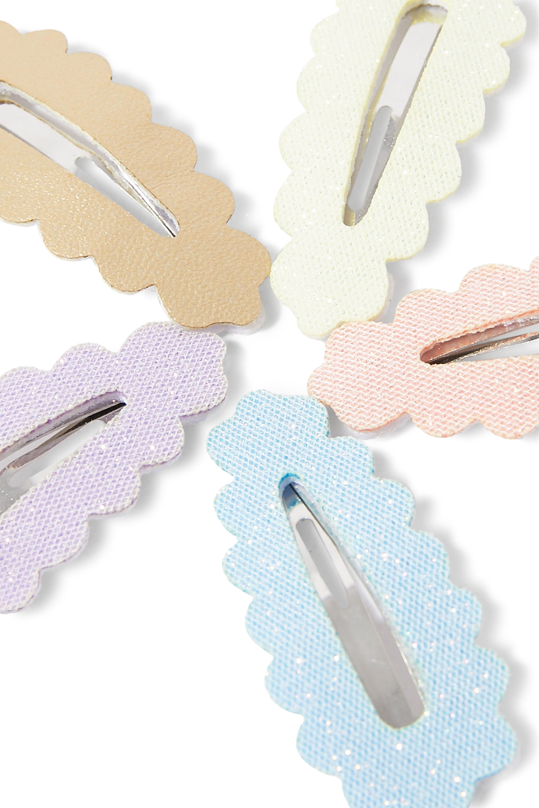 مشابك كليك كلاك لامعة بحواف صدفية للأطفال