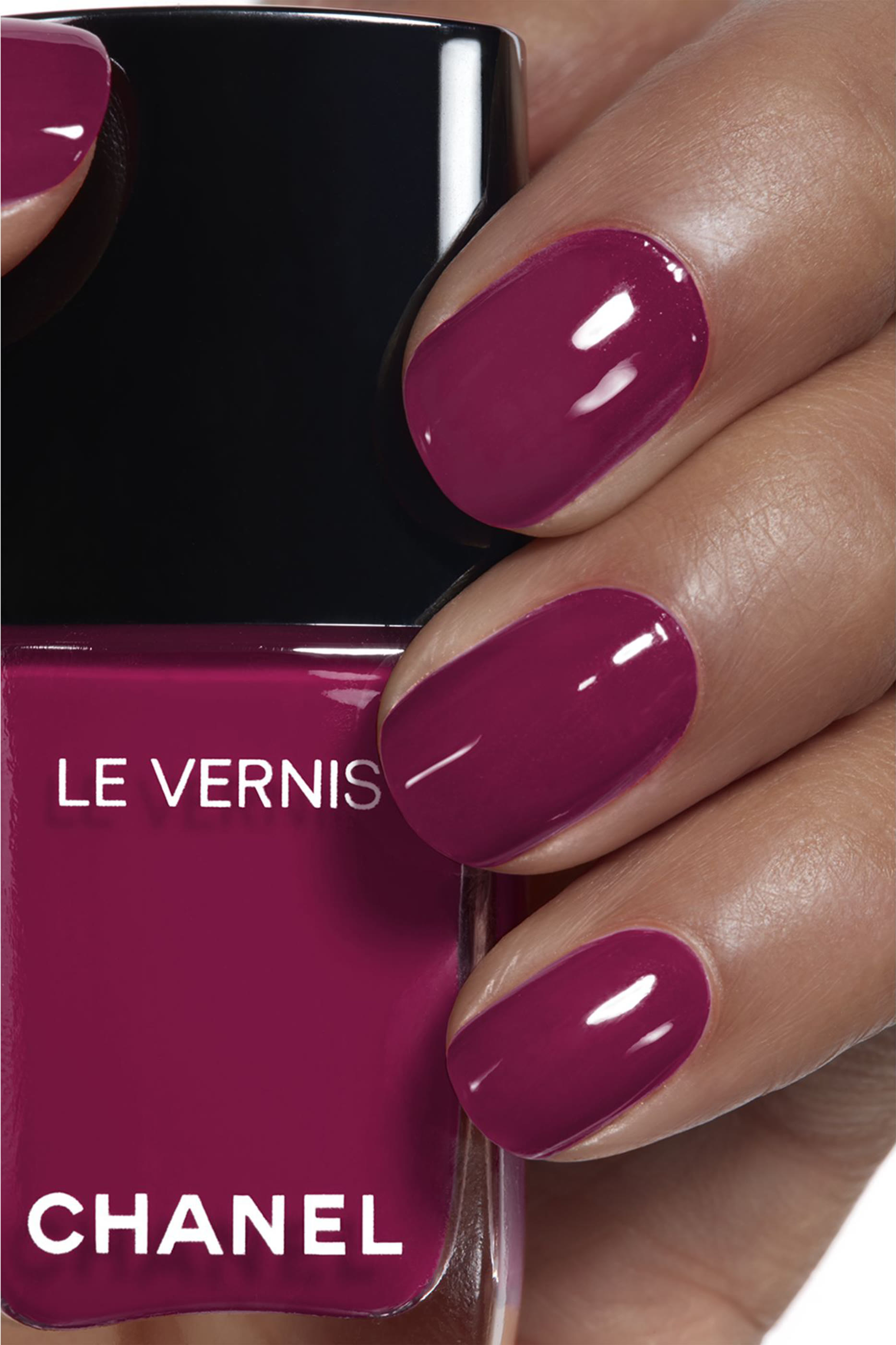 طلاء أظافر Chanel LE VERNIS