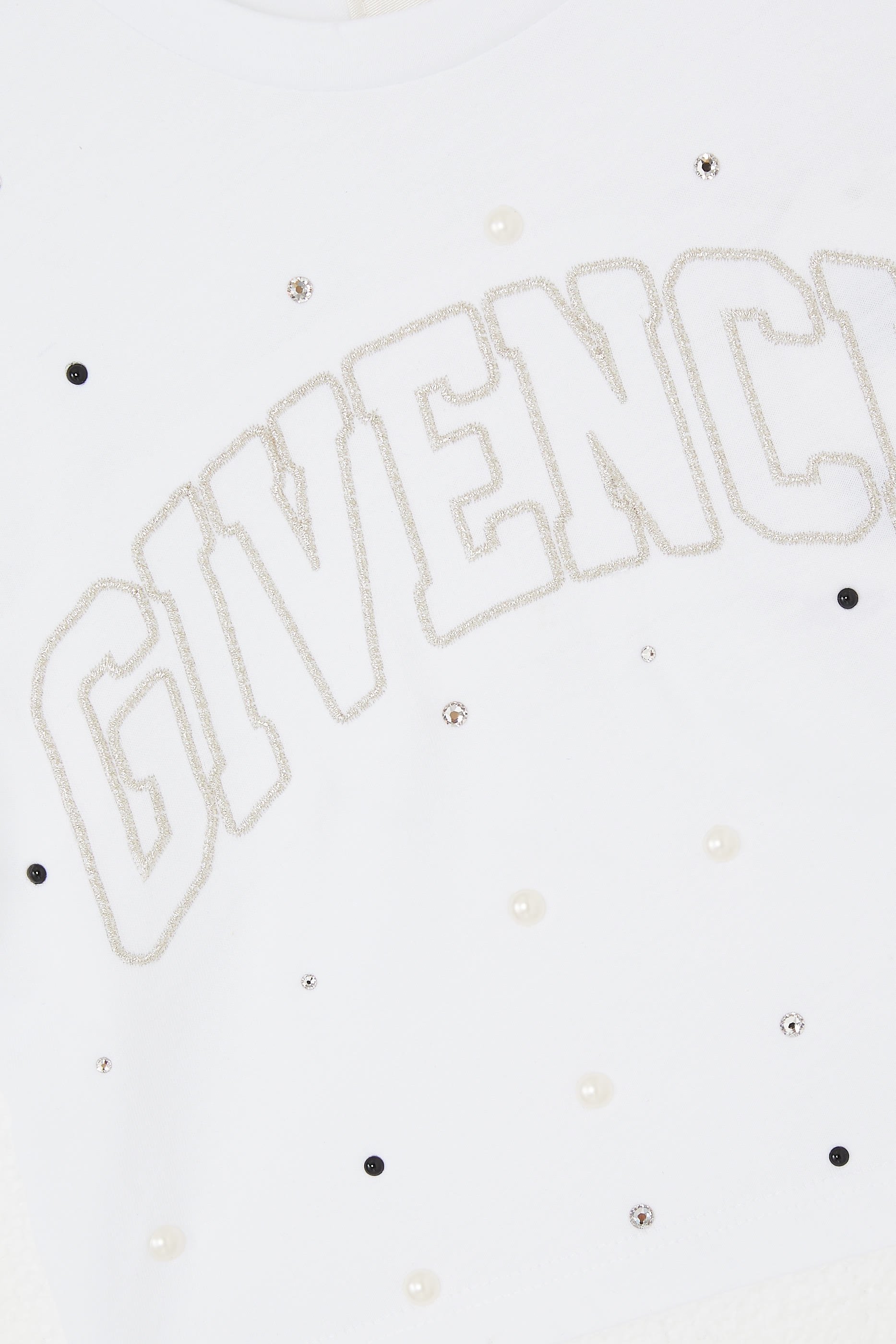 تيشيرت بطبعات شعار الماركة