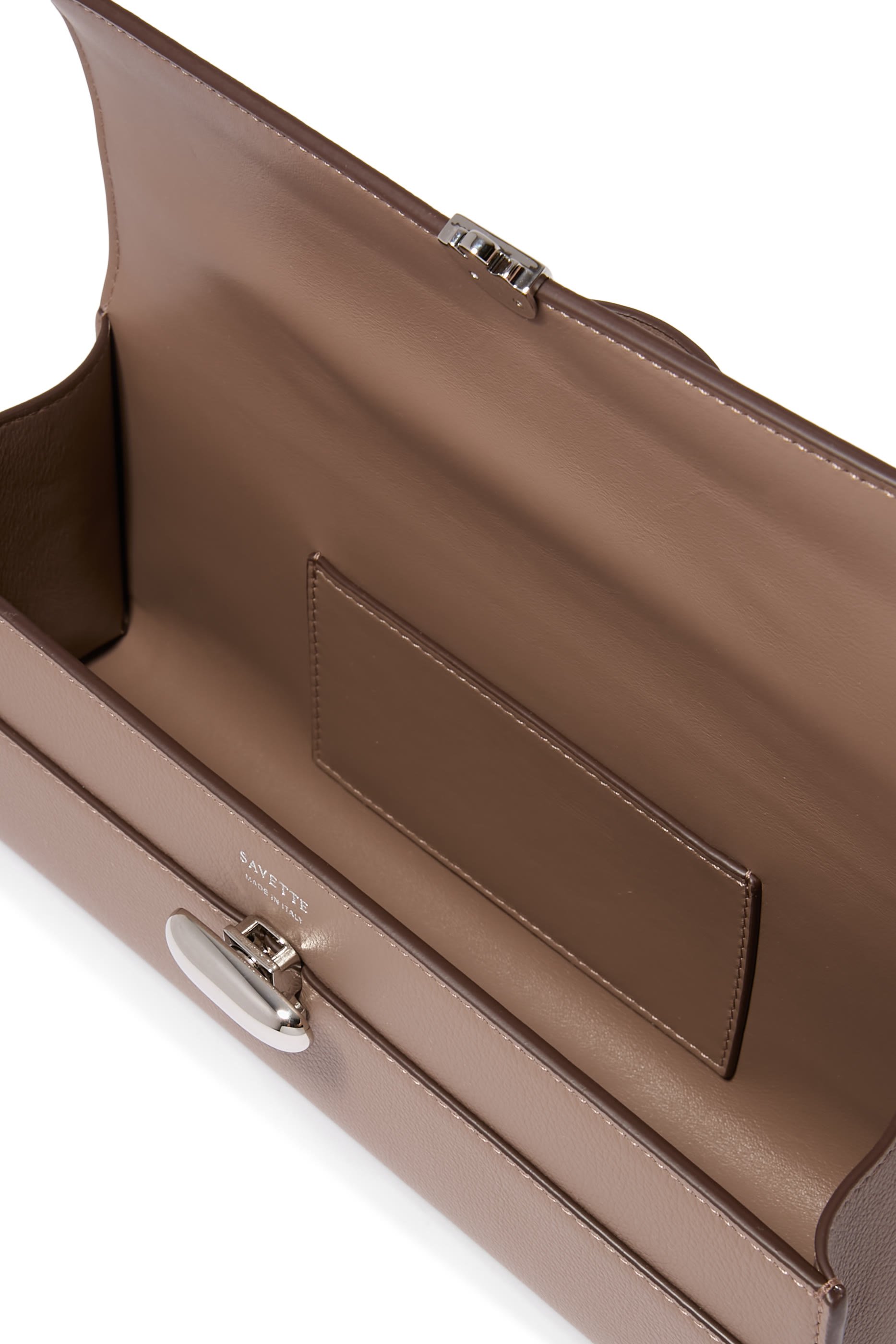 حقيبة بوشيت رفيعة بتصميم غير متماثل