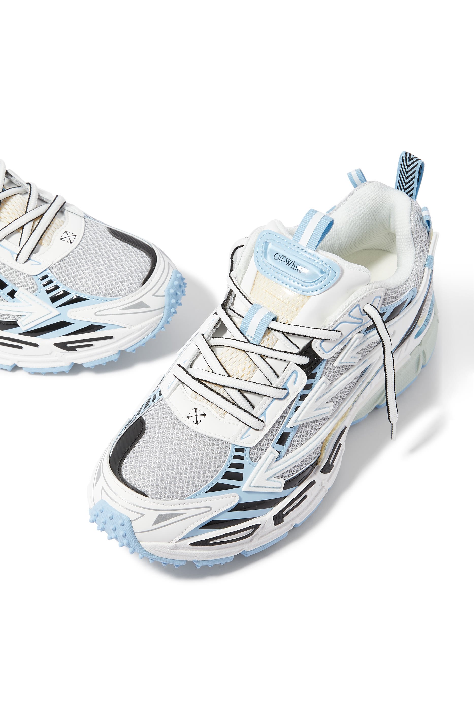 سنيكرز بي رايت باك