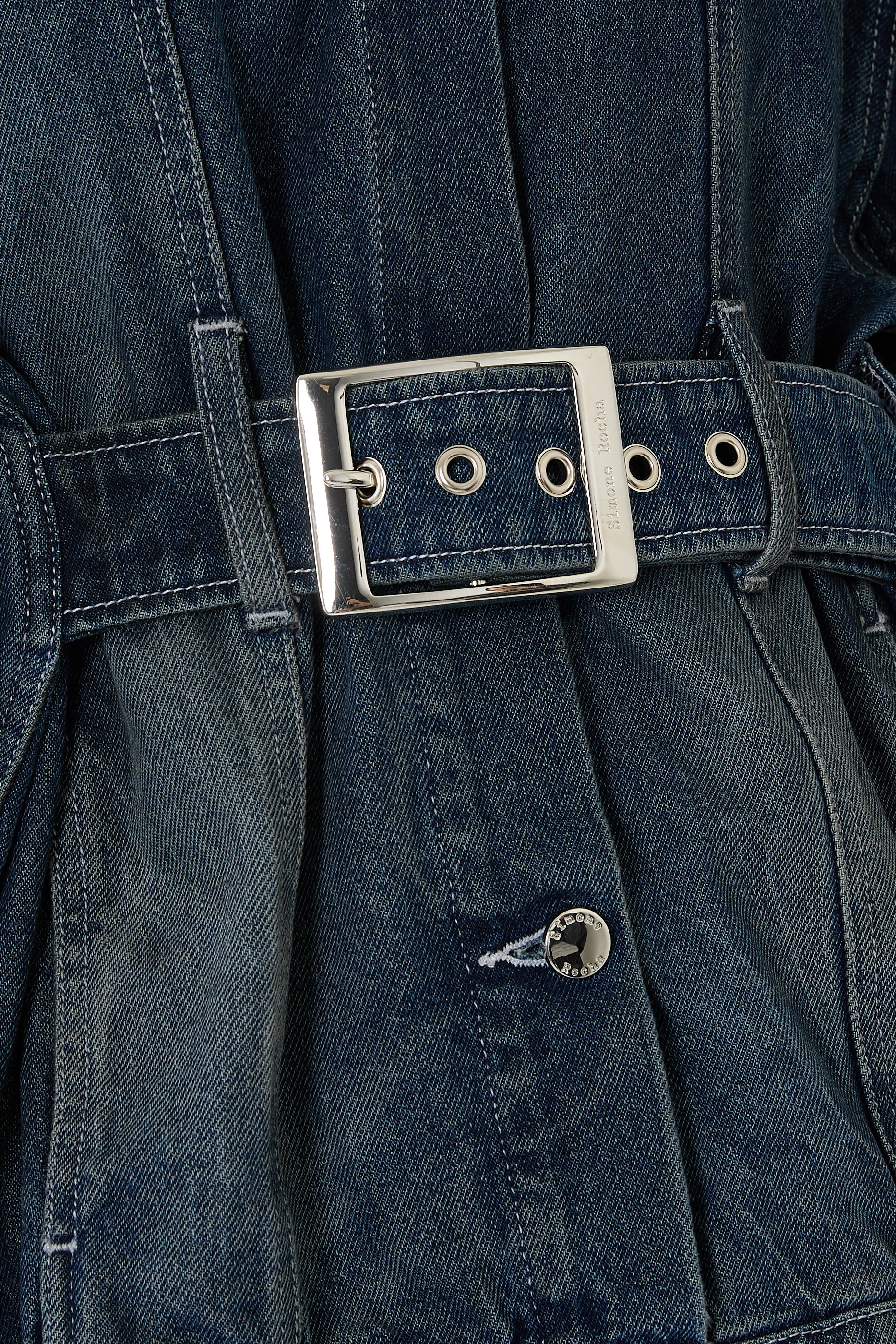 جاكيت توربو بقصة منحوتة وحزام مرصع