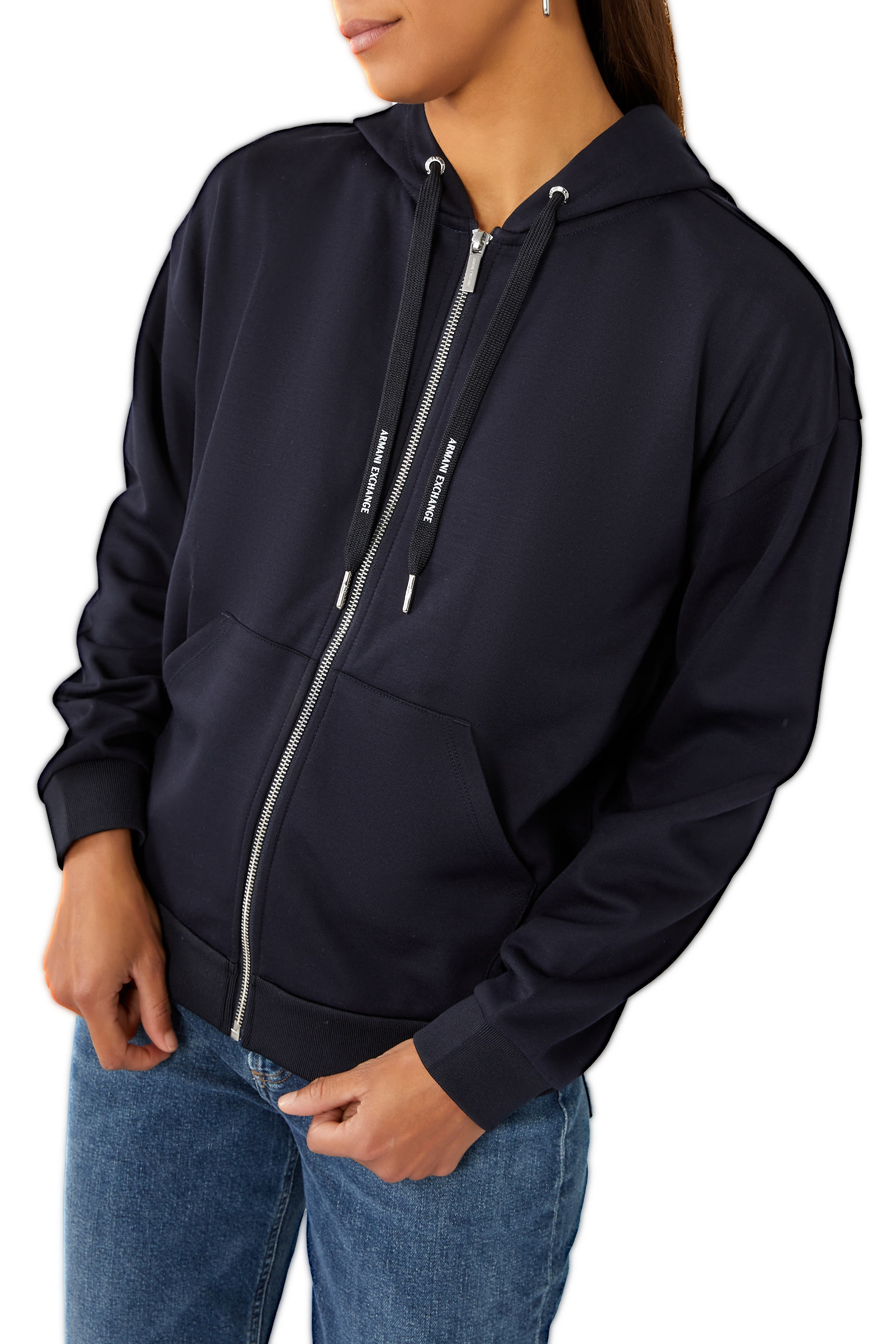 هودي بسحاب وشعار الماركة