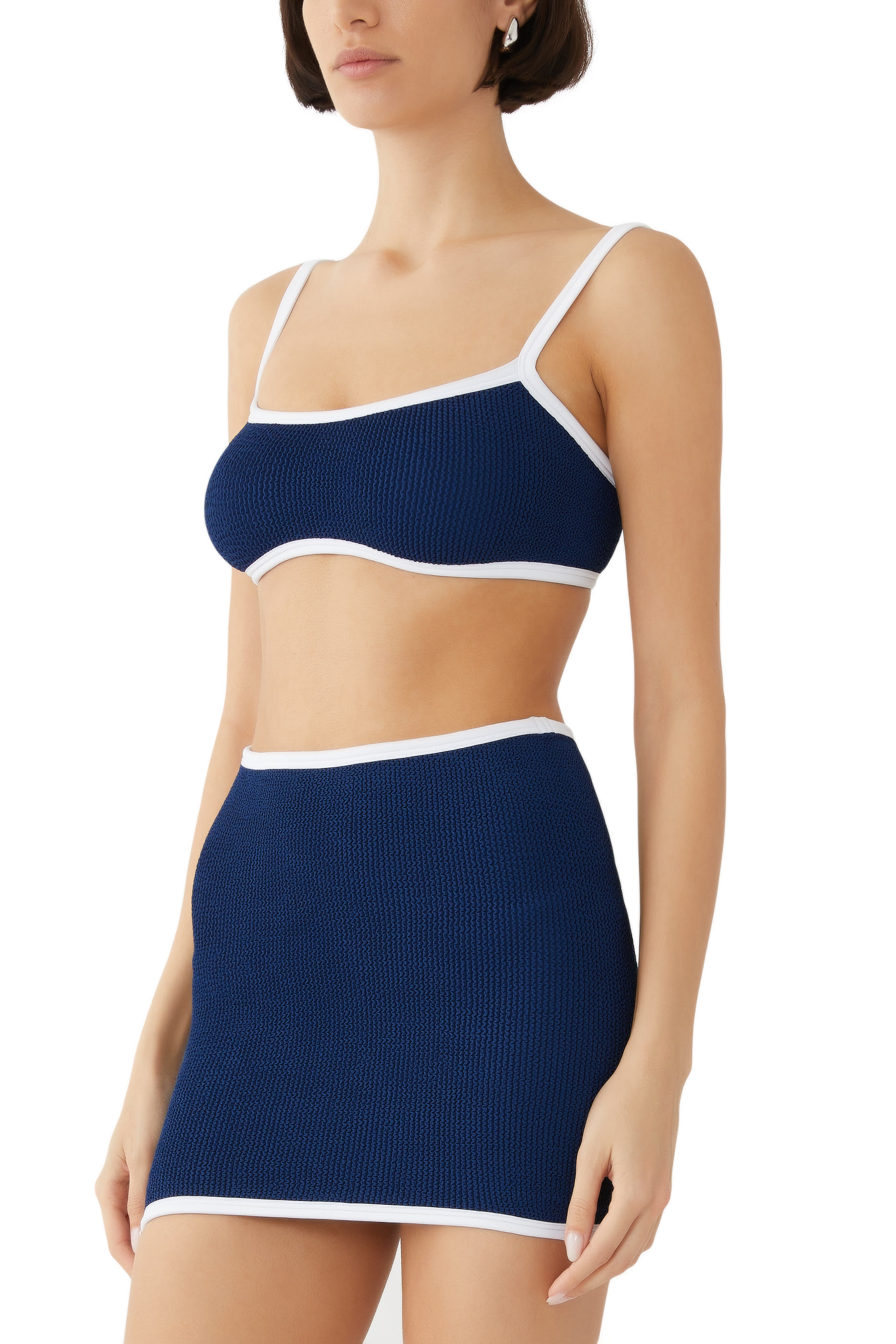 تنورة سباحة قصيرة