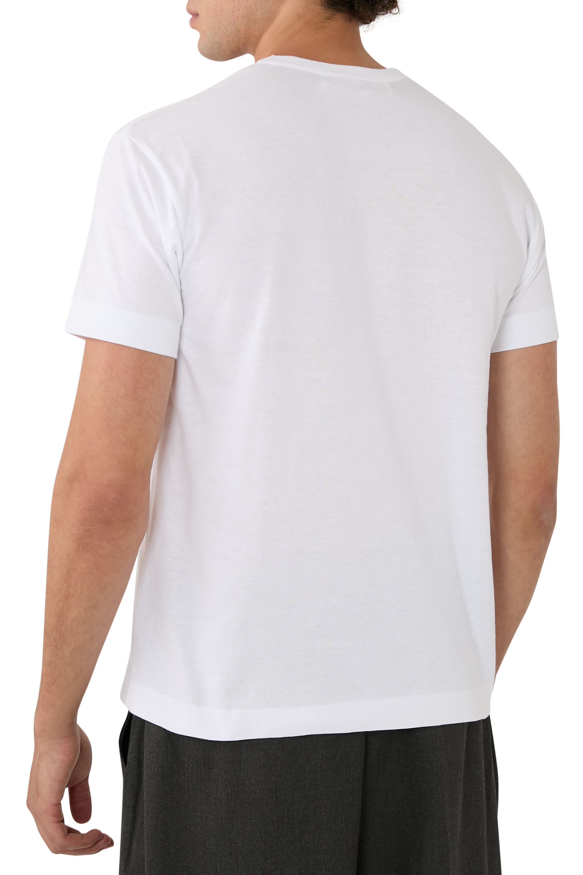 تيشيرت مزين بقلب أحمر