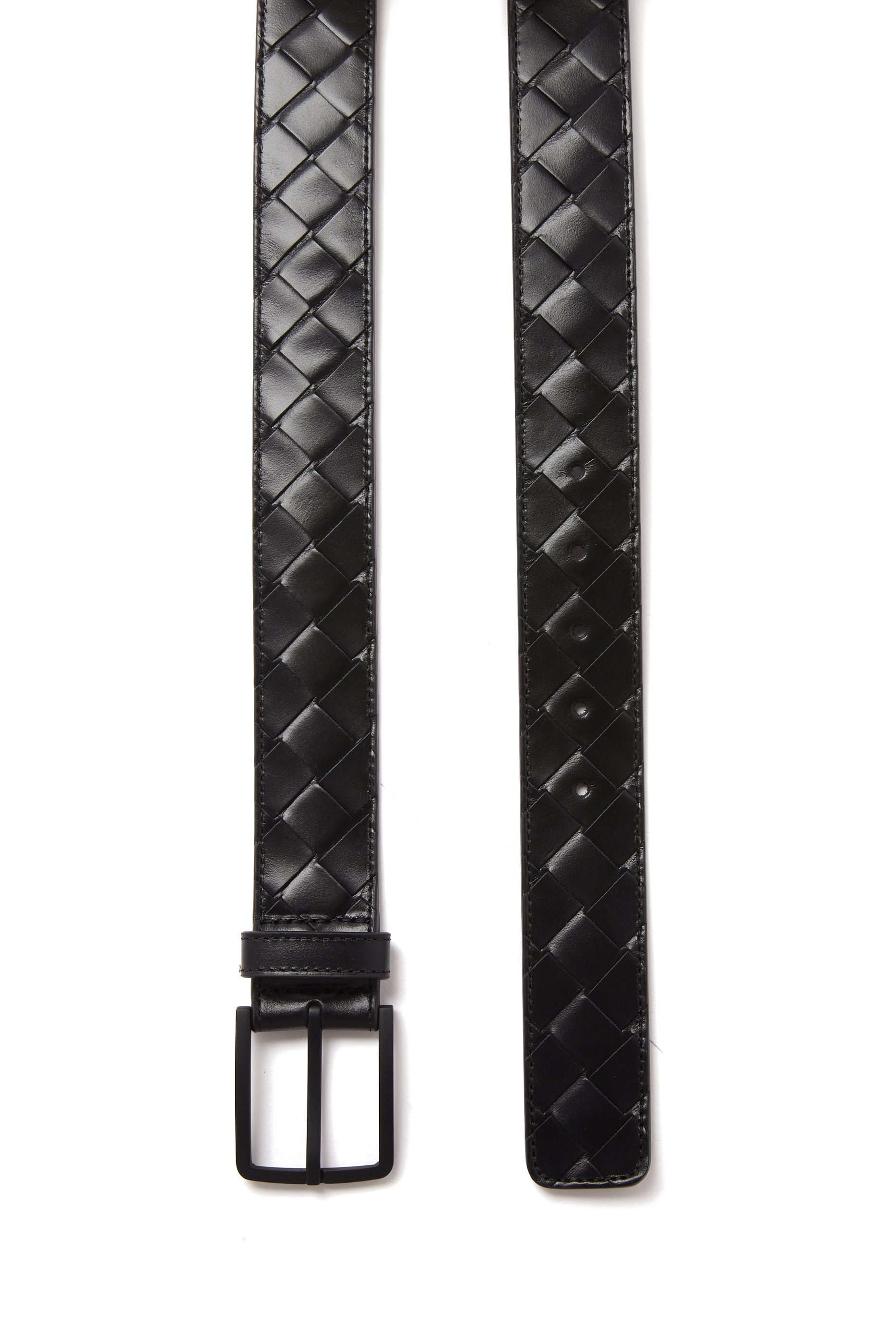 حزام جلد بتصميم مجدول