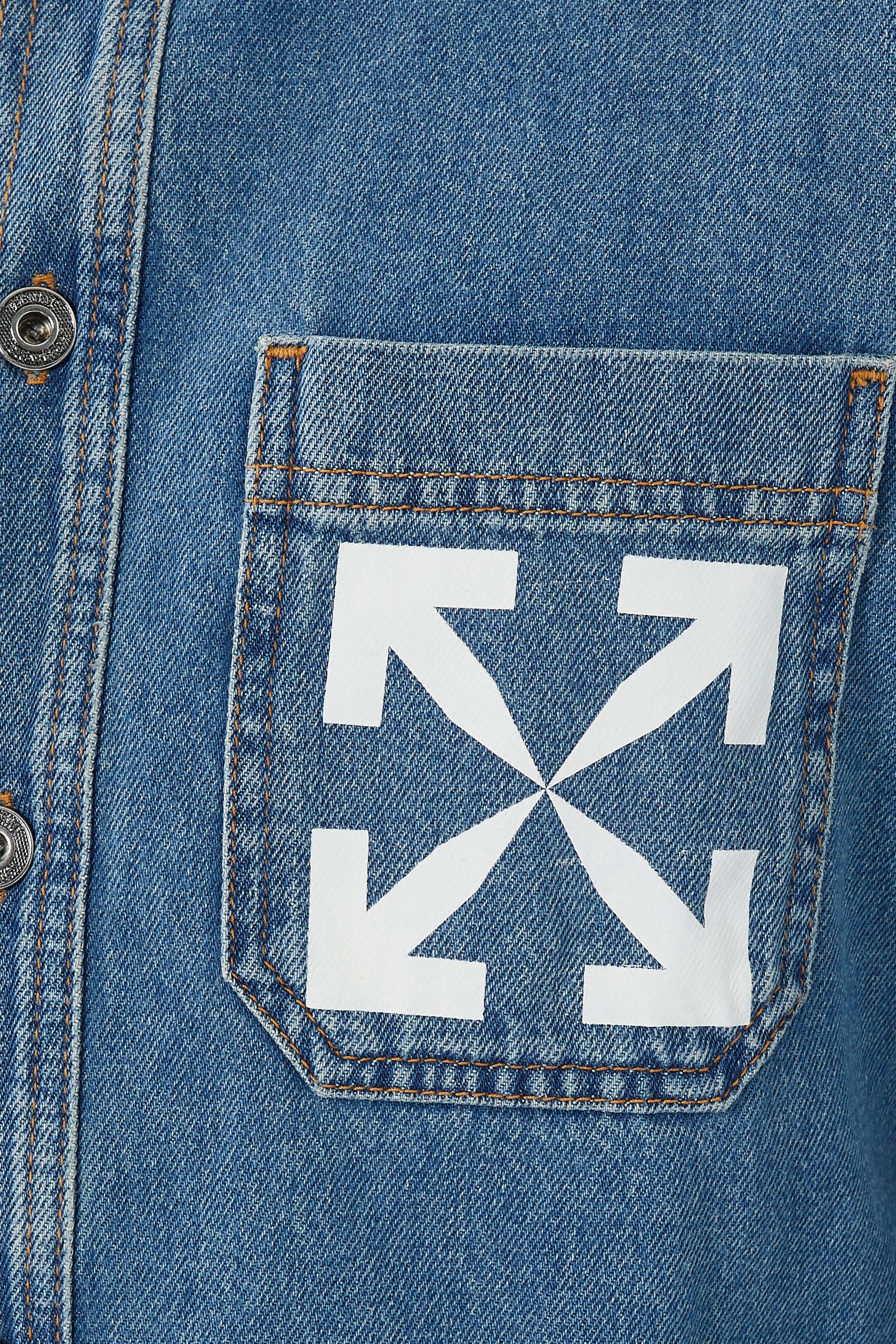 قميص دنيم بطبعة سهام