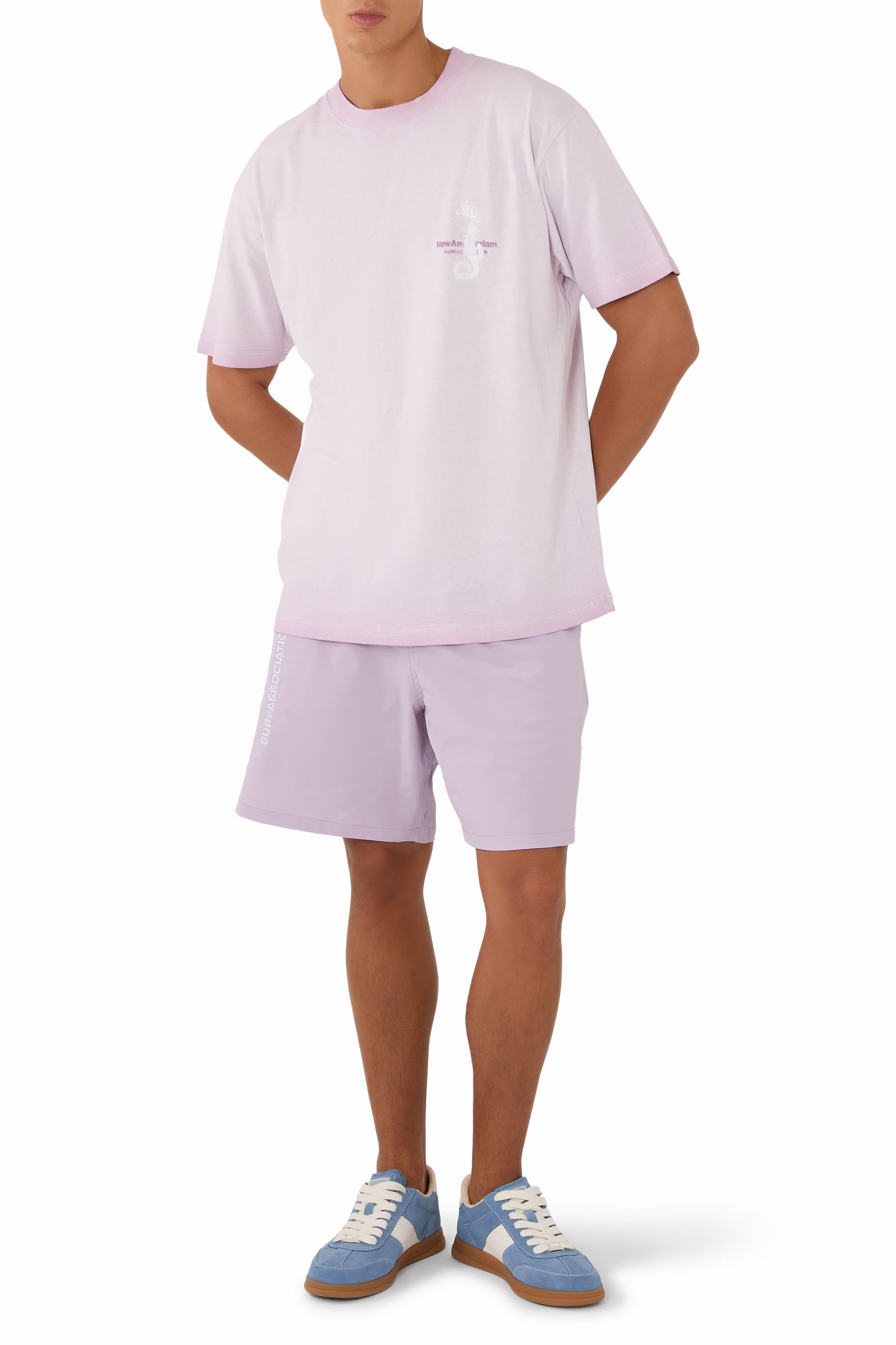 تيشيرت بنقشة فرس البحر