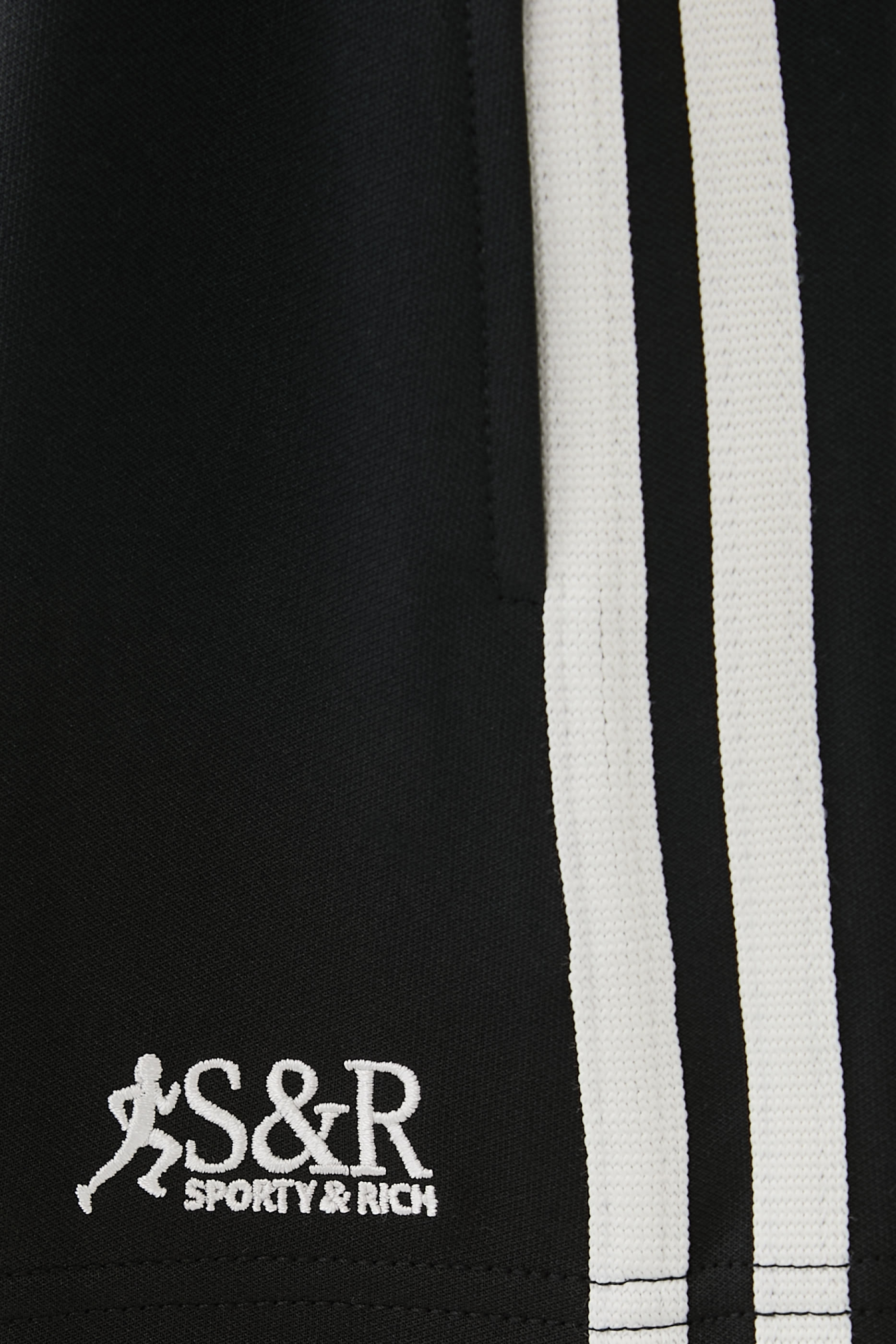 شورت رولر رانر بشعار الماركة